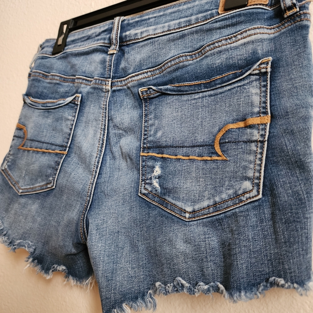 American Eagle AEO Midi Shorts Distressed Destroyed Destructed Sz 12 Stretch - Picture 4 of 6